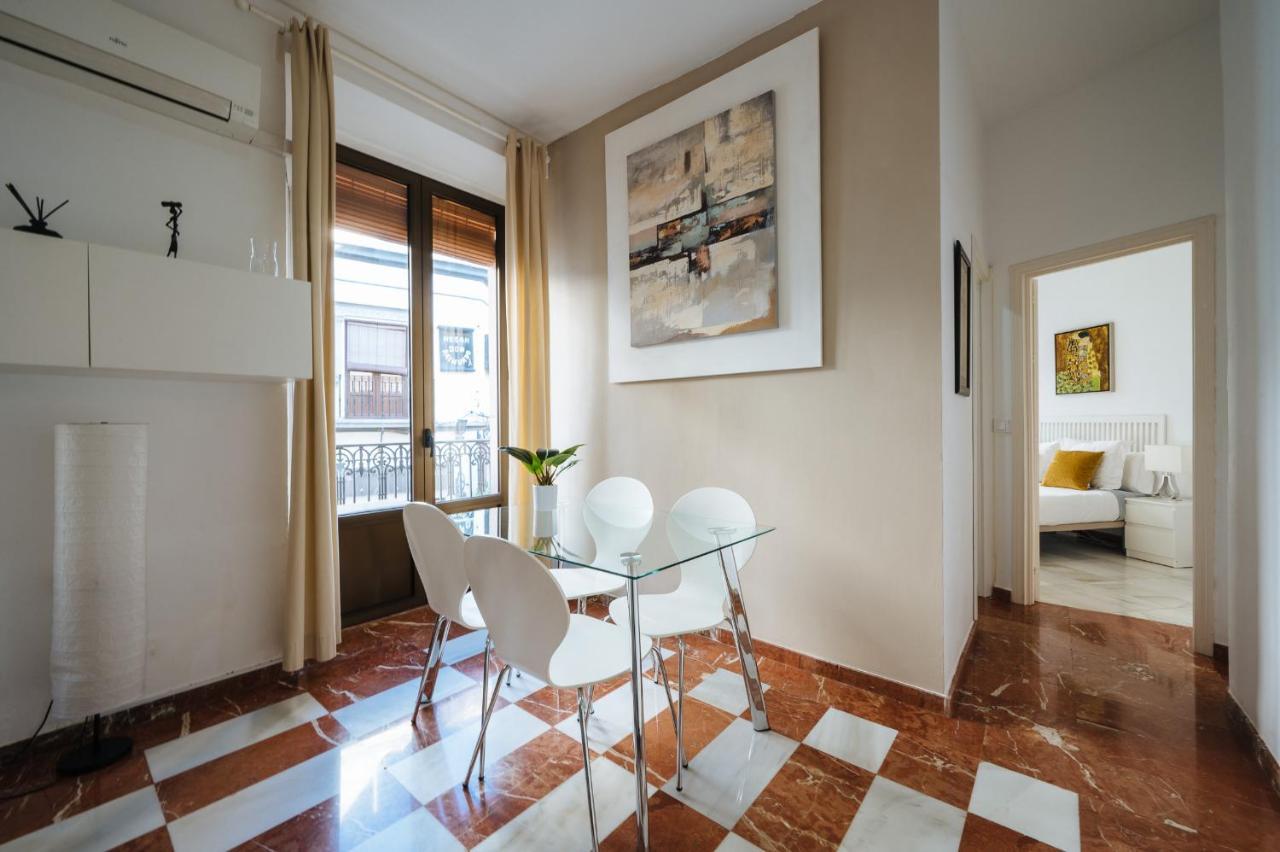 Apartamento De Lujo Junto A La Catedral Sevilla Buitenkant foto